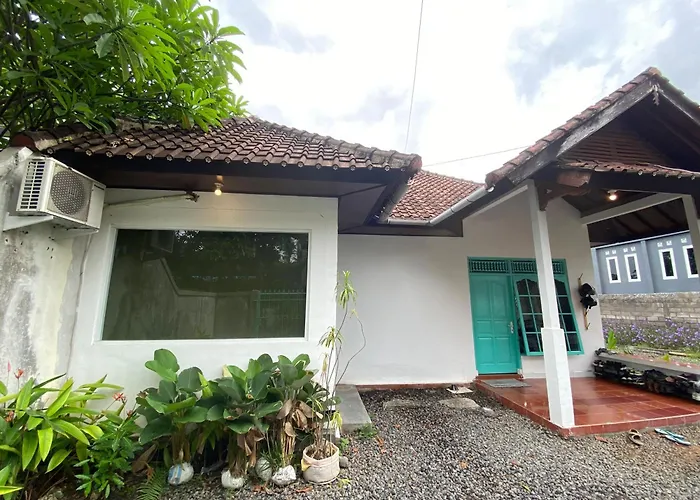 Hijau *